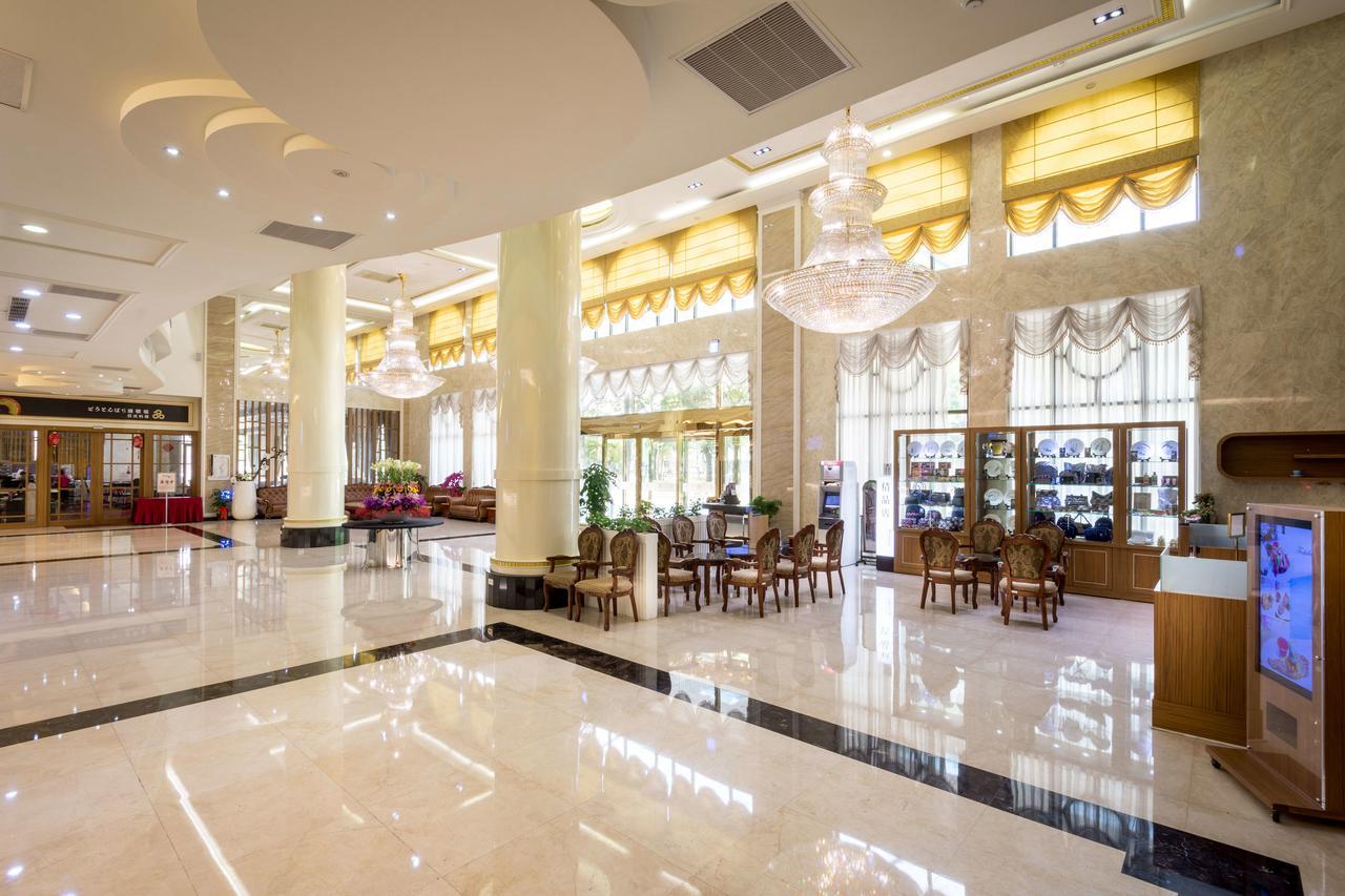 Royal Chiayi Hotel Exterior foto